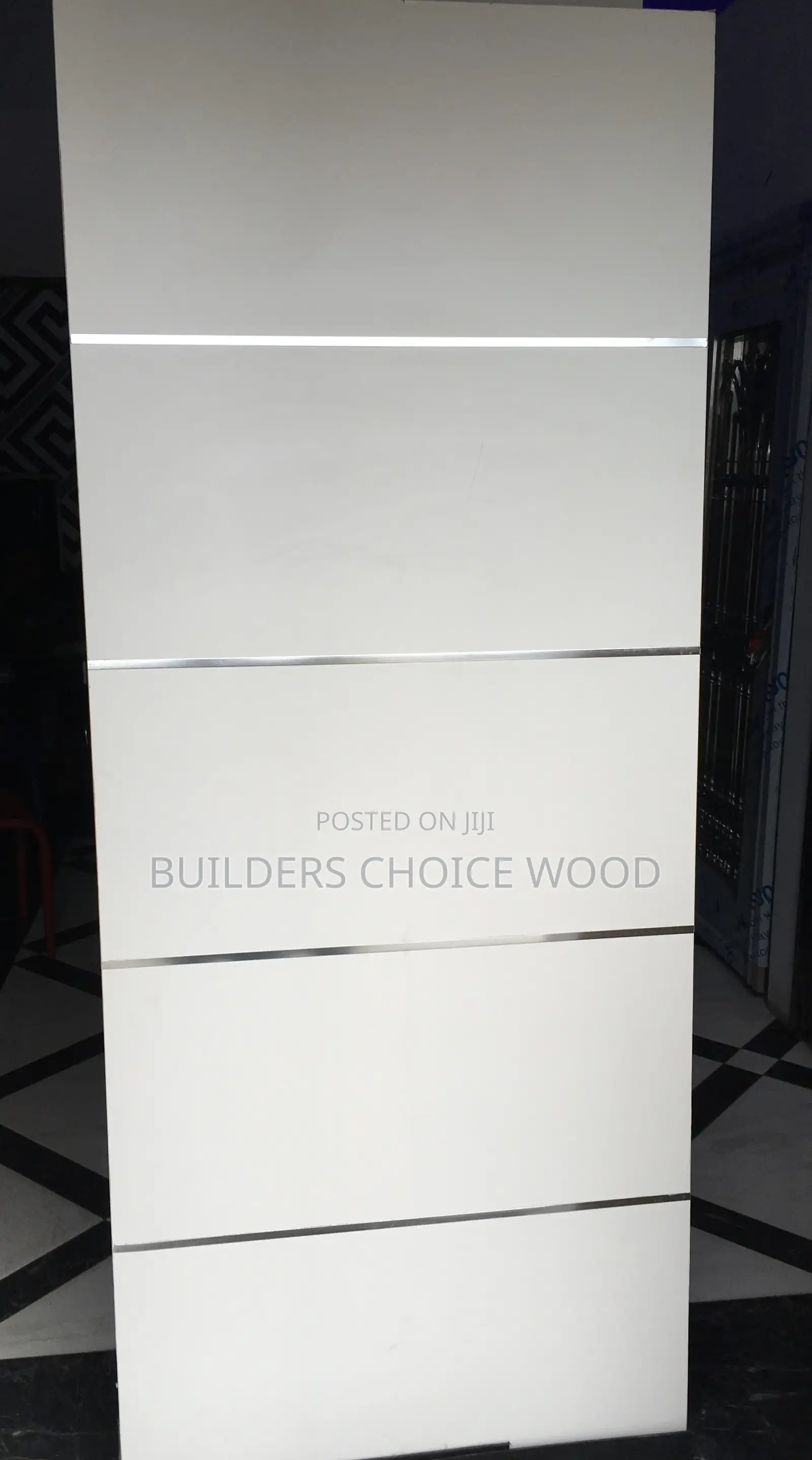 White Hdf Wooden Door With Silver Lining