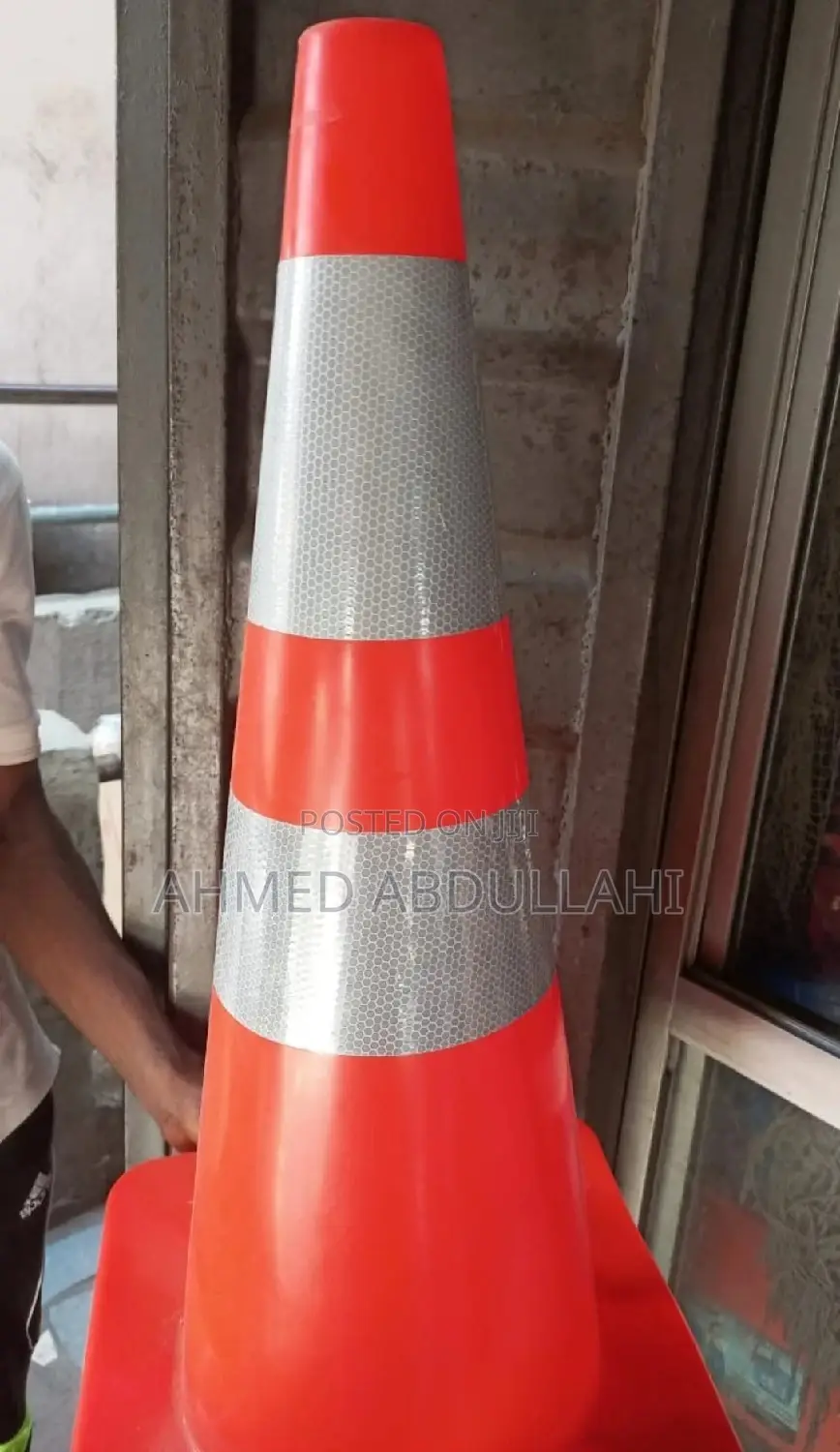 Safety Traffic Cone 75cm