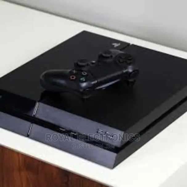 Sony Ps4 Console+ Fifa23, Pes23 With 14 Games and Controller