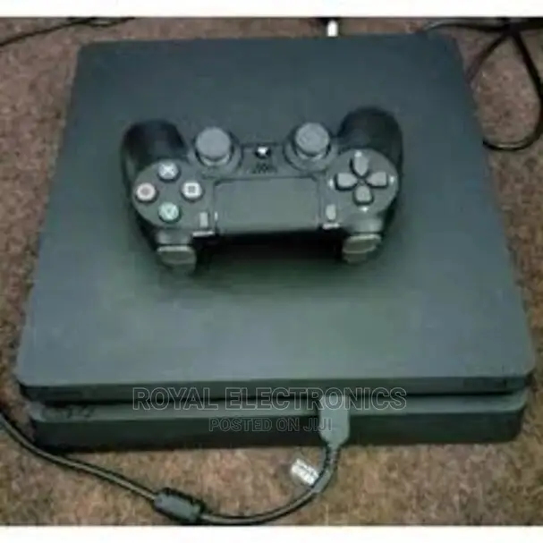 Generic Uk Used Sony Ps4(Slim)+Fifa23+14 Game And Controller