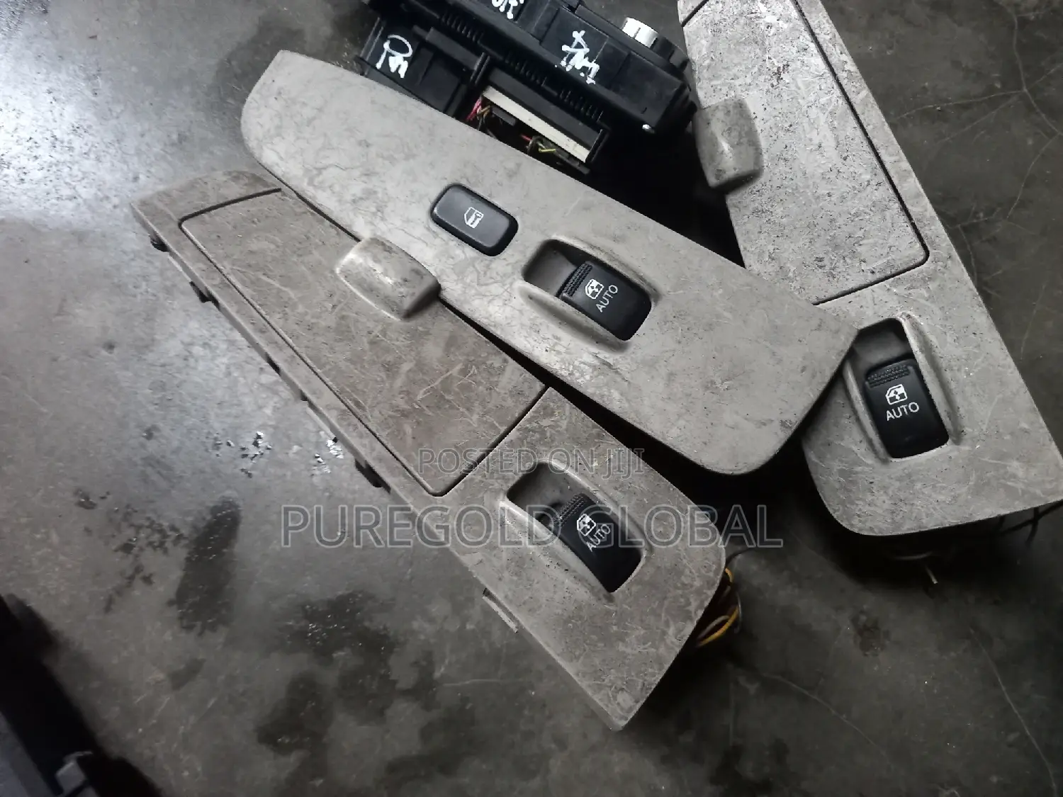 Kia Amanti (Opirus) Glass Control Button