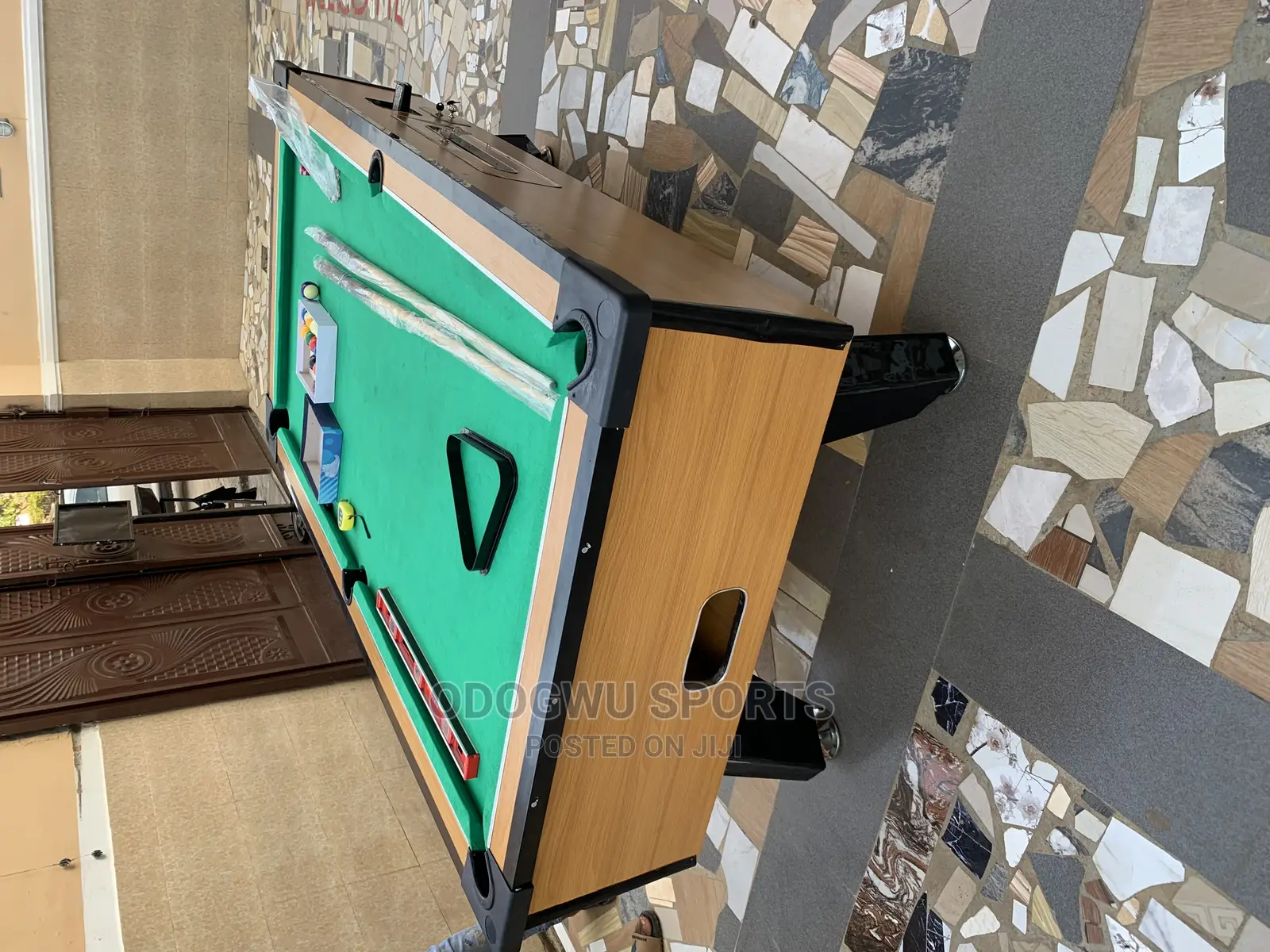 Brand New Coin Operated Local Pool Table