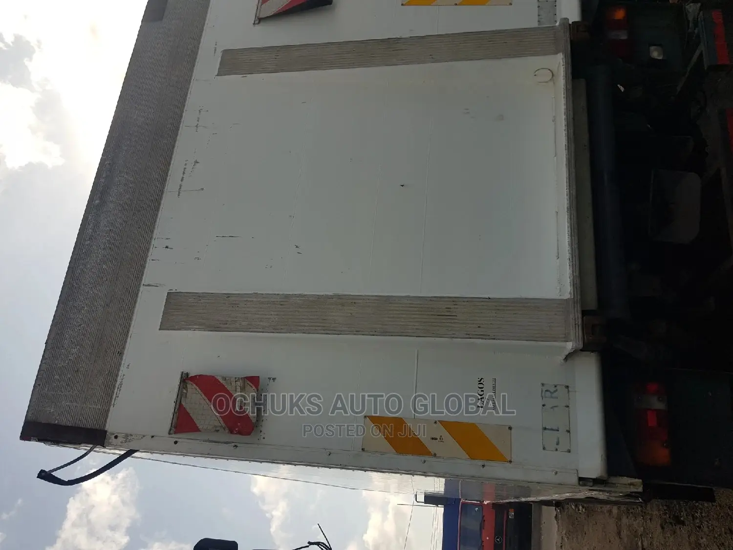 M/Benz Truck 2531 Model 10bolits 8tyers