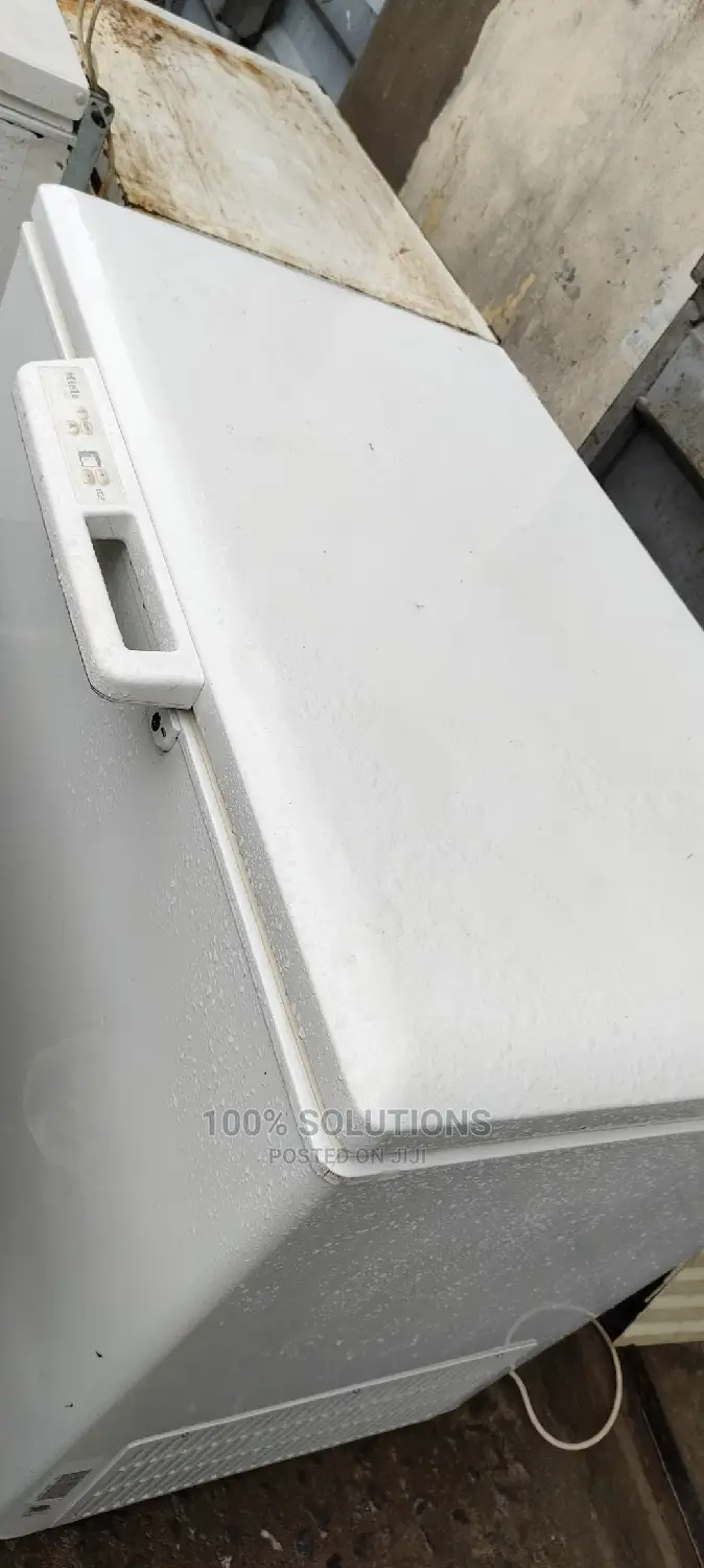 323 Liters at 110W Bosch Freezer for Sale