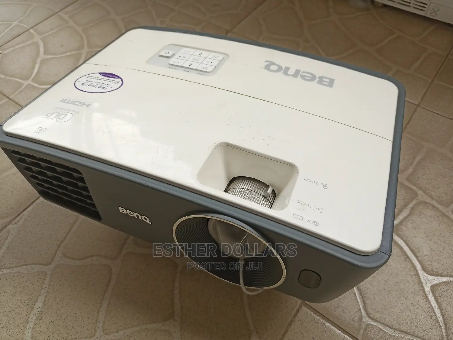 Clean Benq Projector With 2 HDMI Ports