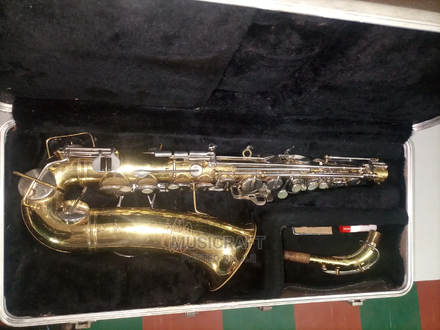Buescher Aristocratic Tokunbo Professional Alto Saxophone