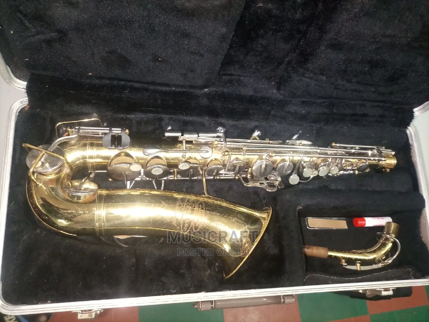 Buescher Aristocratic Tokunbo Professional Alto Saxophone