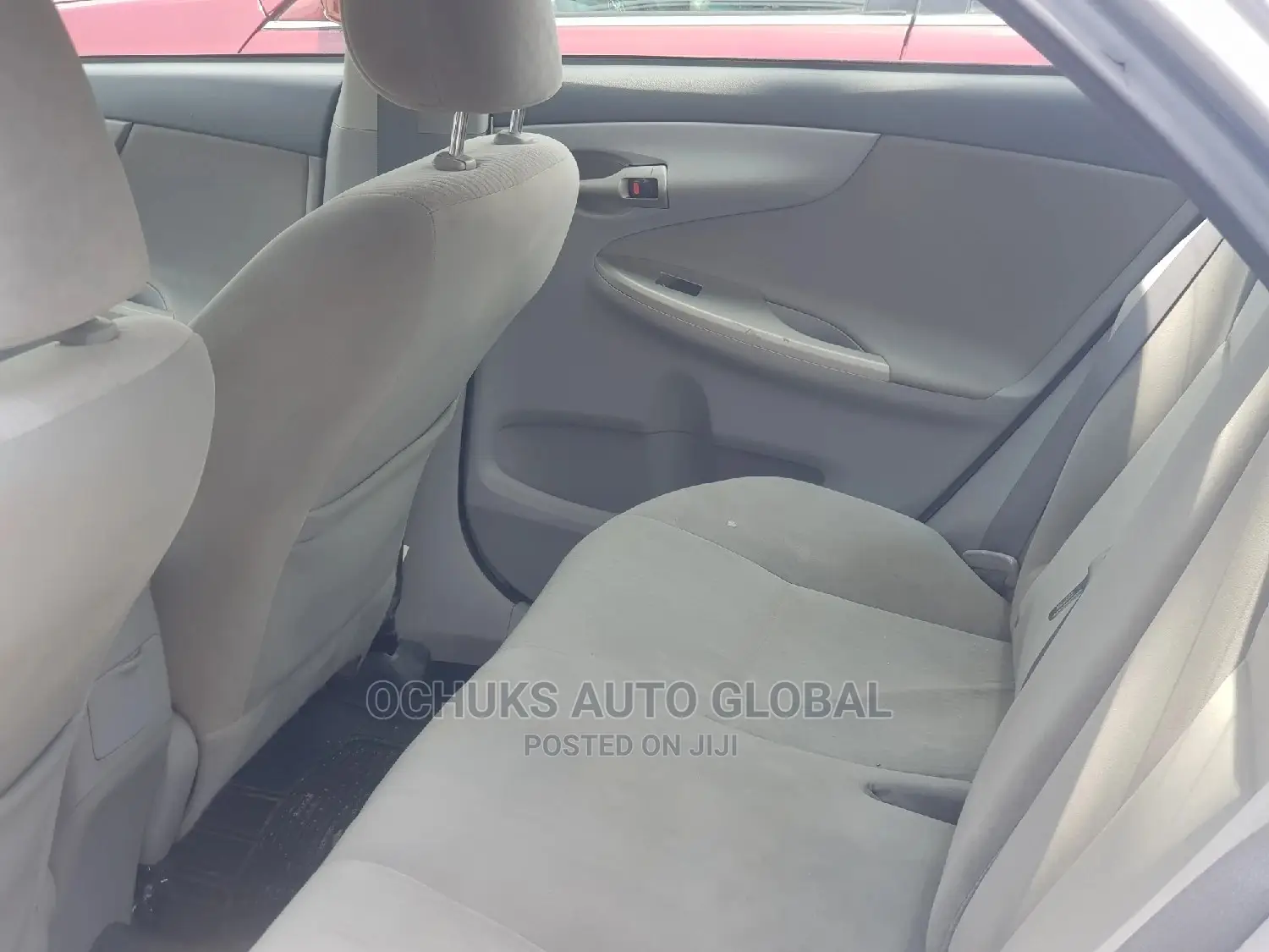 Toyota Corolla 2010 Silver