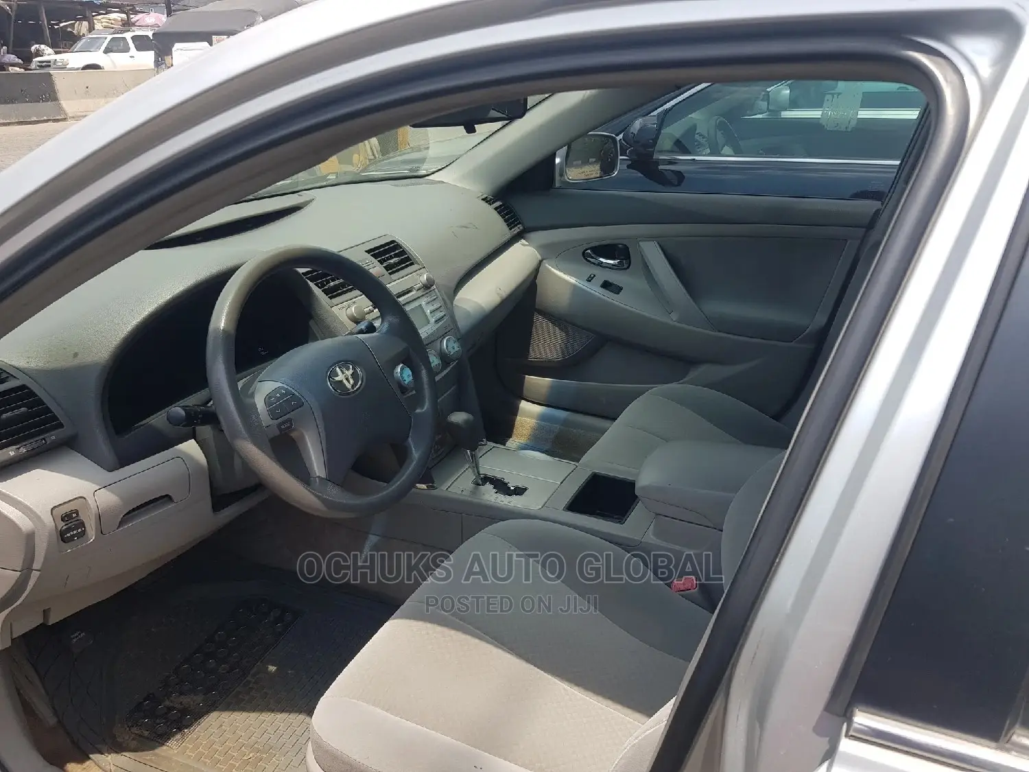 Toyota Camry LE 4dr Sedan (2.4L 4cyl 5A) 2009 Silver