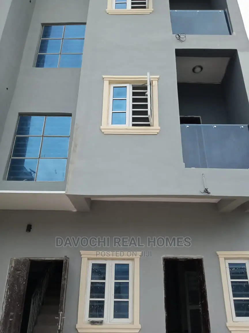 2bdrm Block of Flats in Ologolo Estate for rent