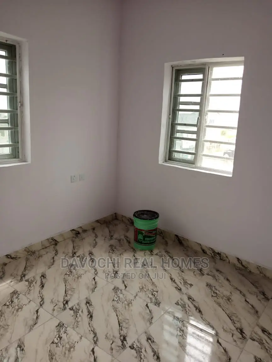 2bdrm Block of Flats in Ologolo Estate for rent
