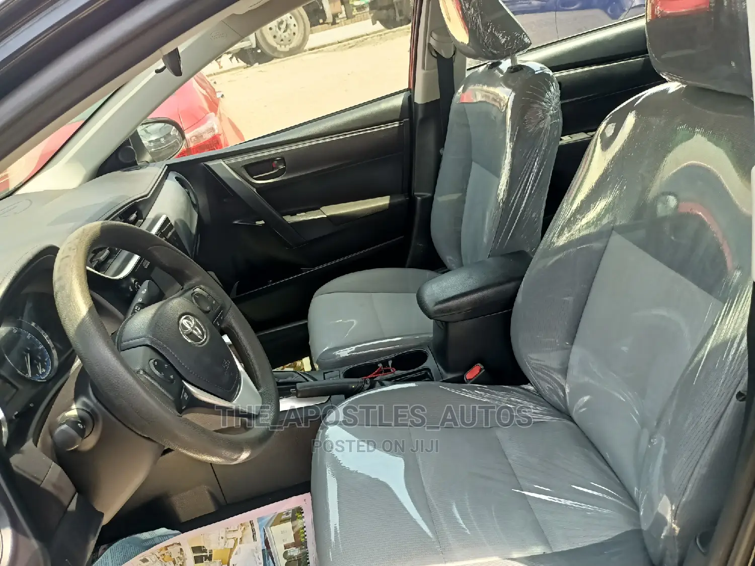 Toyota Corolla LE (1.8L 4cyl 2A) 2018 Black
