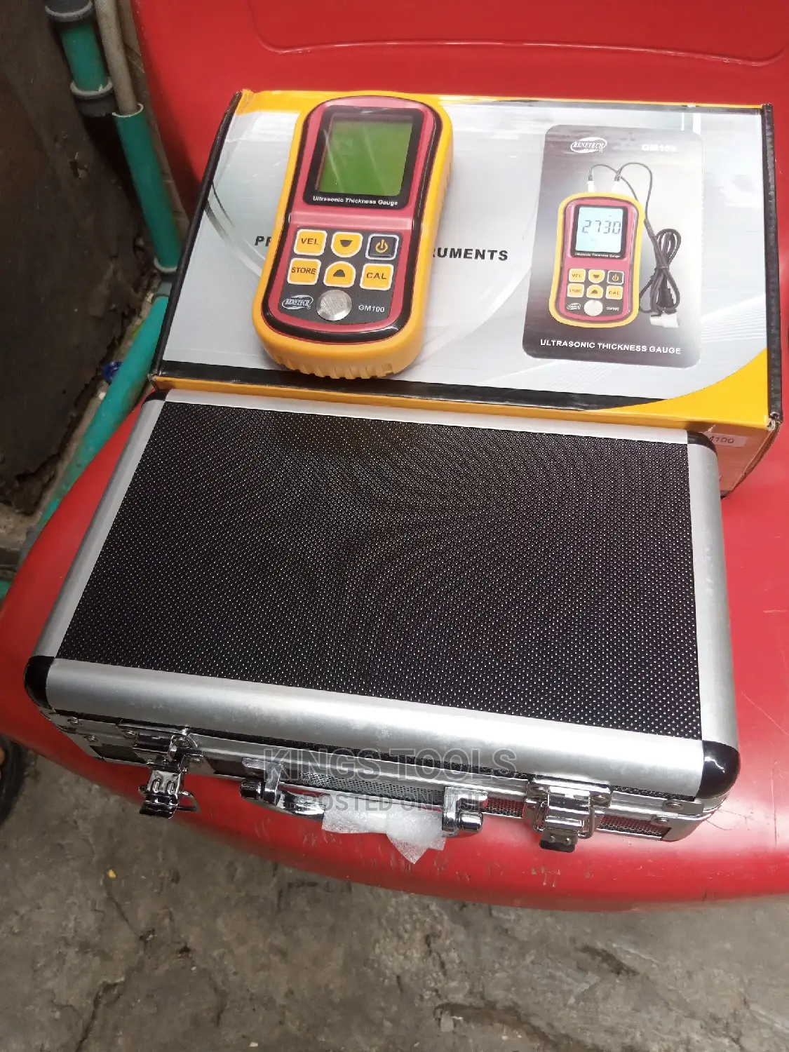 Ultrasonic Thickness Gauge