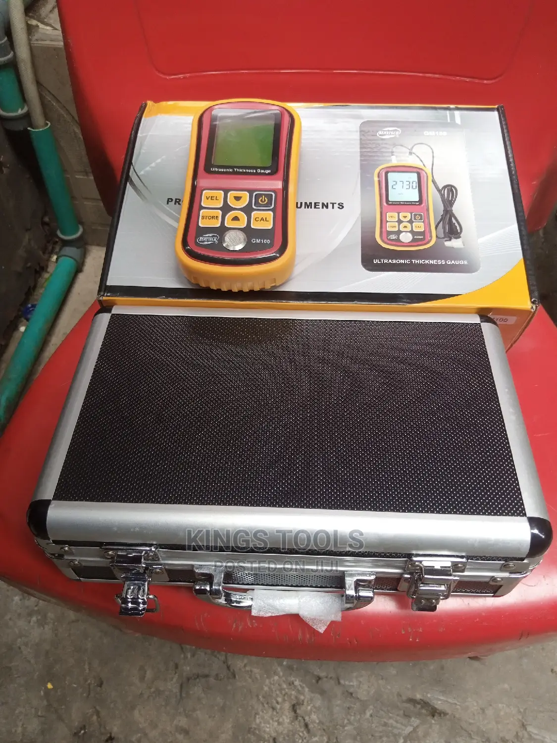 Ultrasonic Thickness Gauge