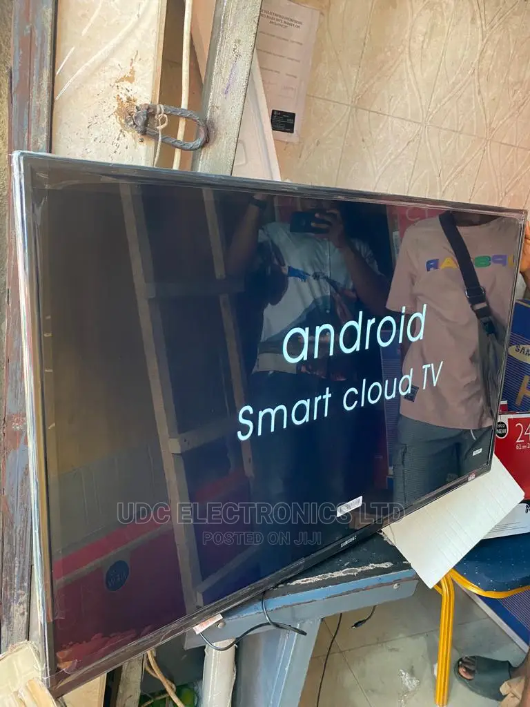 55" Samsung Smart TV
