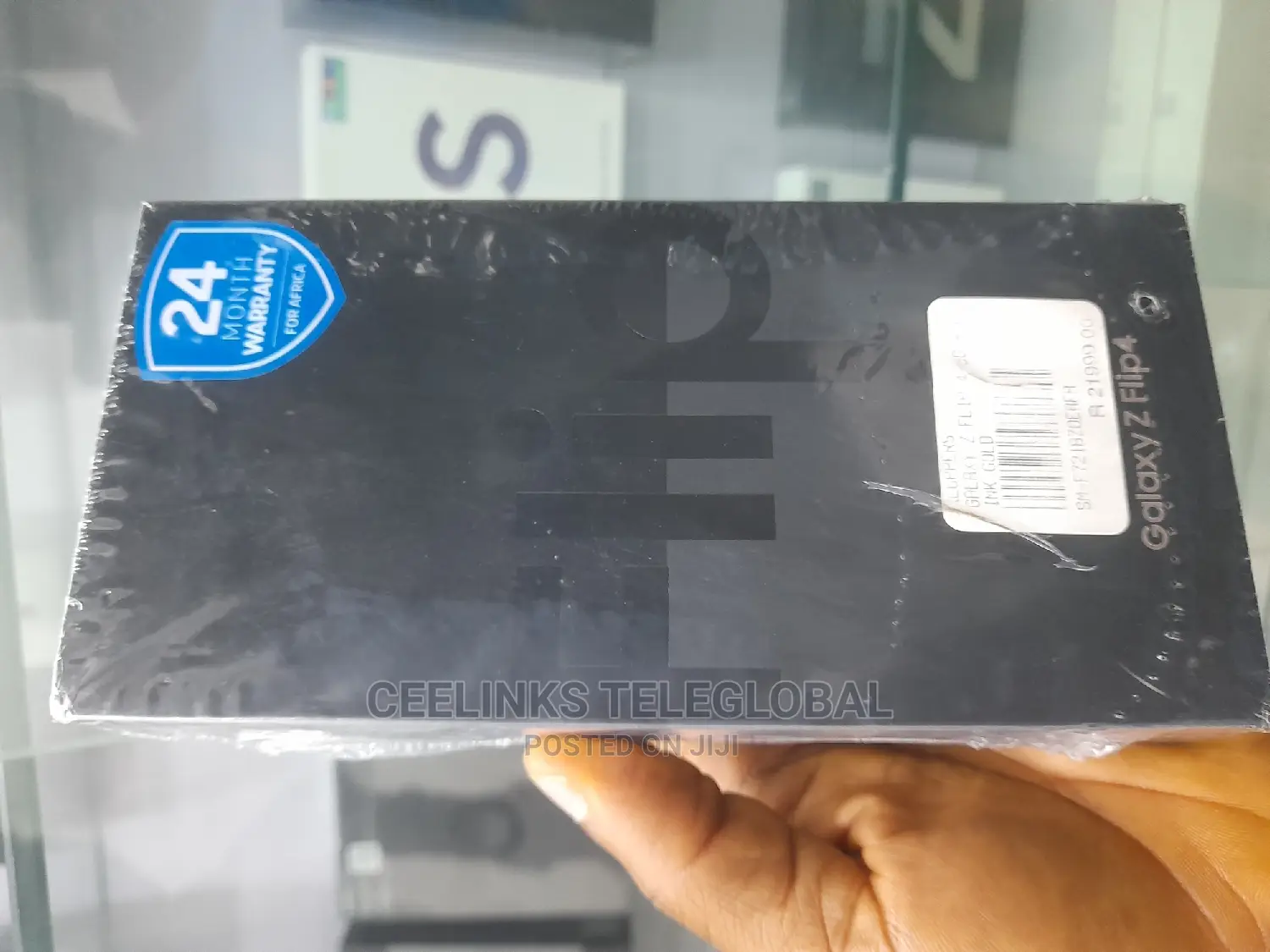 New Samsung Galaxy Z Flip4 256 GB Gold