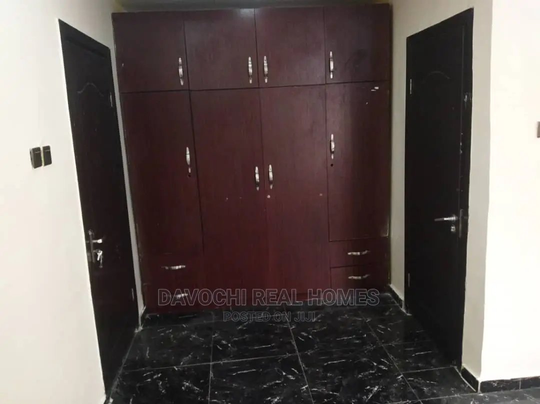 5bdrm Duplex in Olive Pack Estate, Olokonla for rent