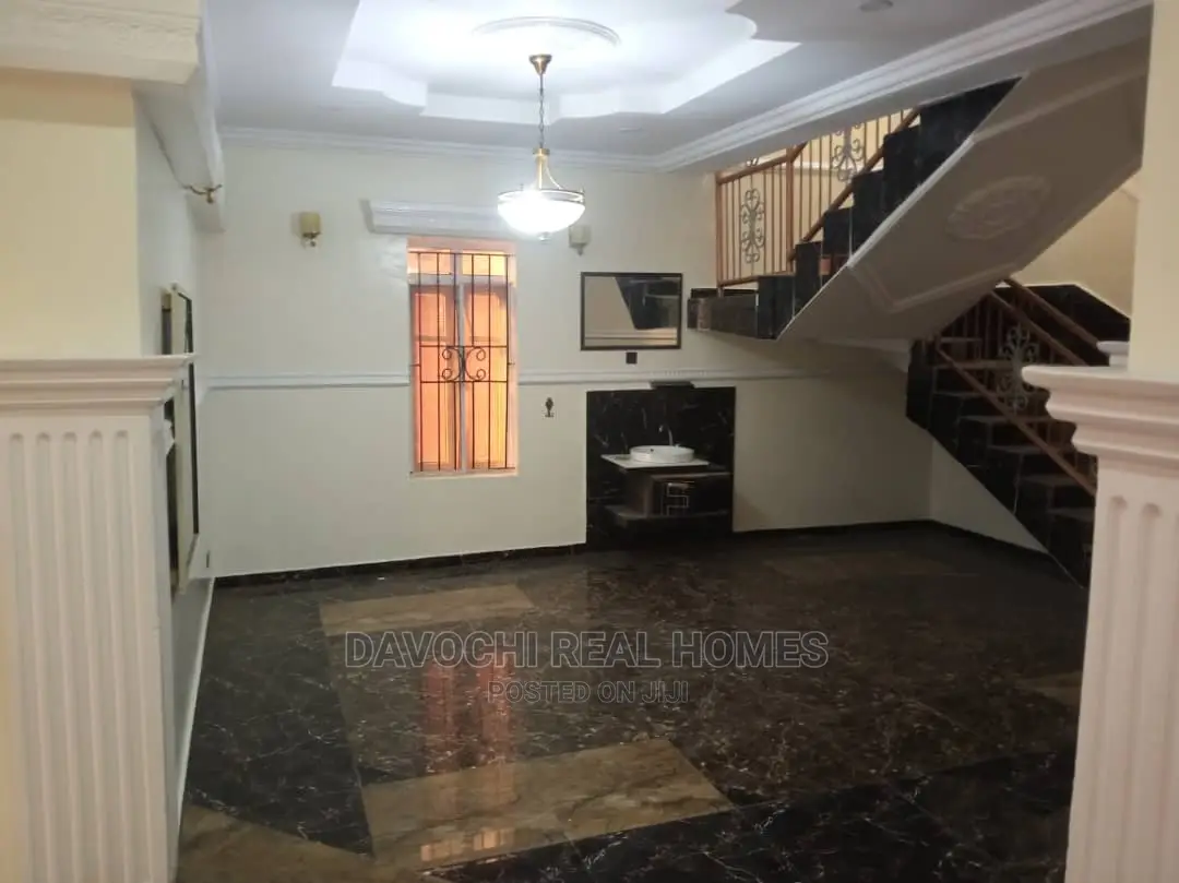 5bdrm Duplex in Olive Pack Estate, Olokonla for rent