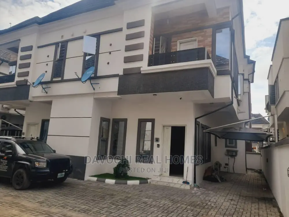 4bdrm Duplex in Immediately After, Lekki for rent