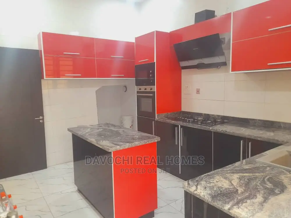 4bdrm Duplex in Immediately After, Lekki for rent