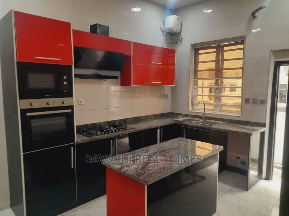 4bdrm Duplex in Immediately After, Lekki for rent