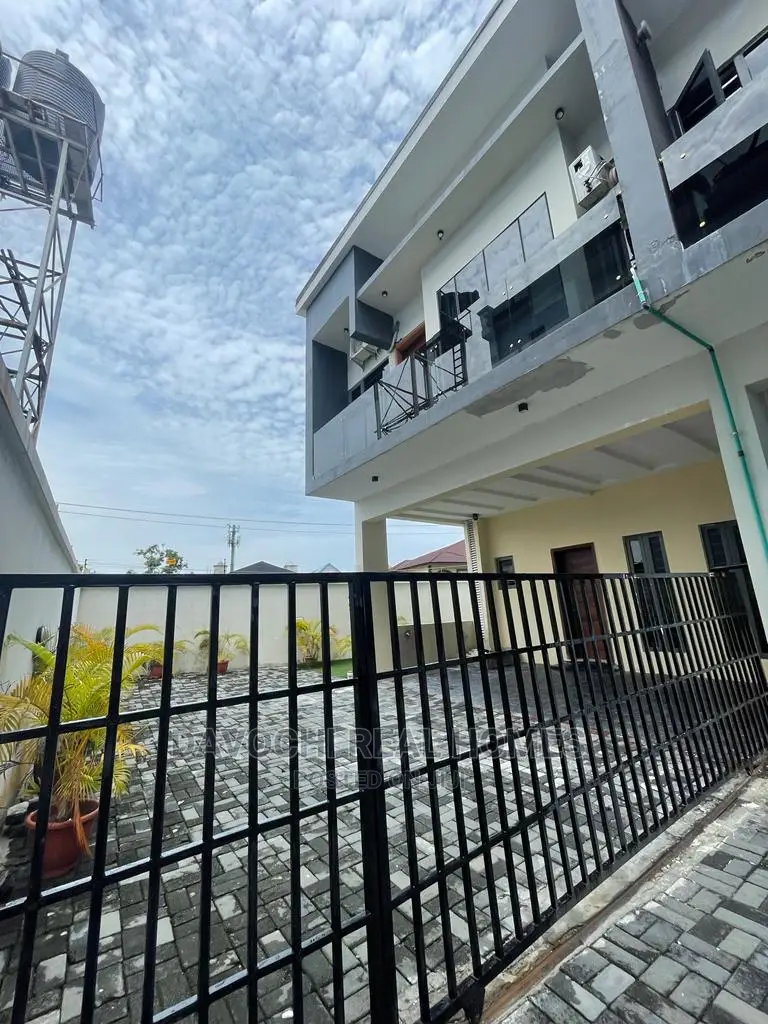 Furnished 3bdrm Duplex in Lekki Conservation for Rent