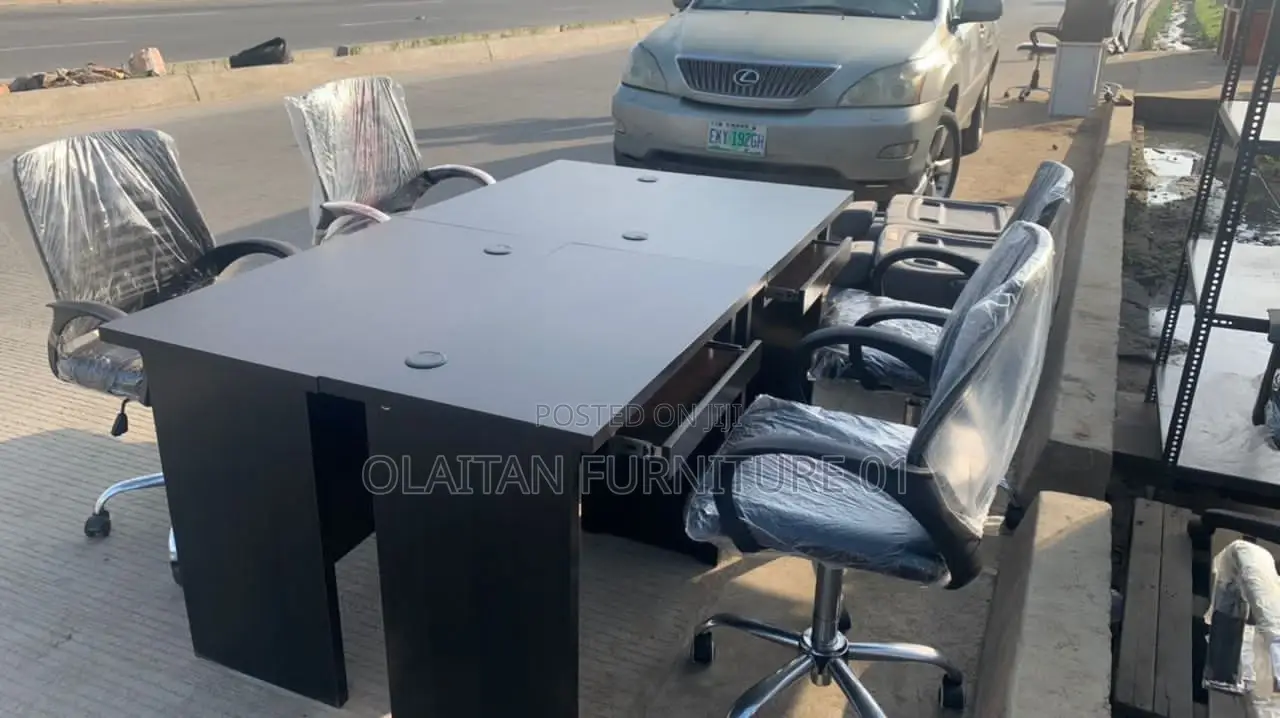 4in1 Table and Swivel Net Back Chair