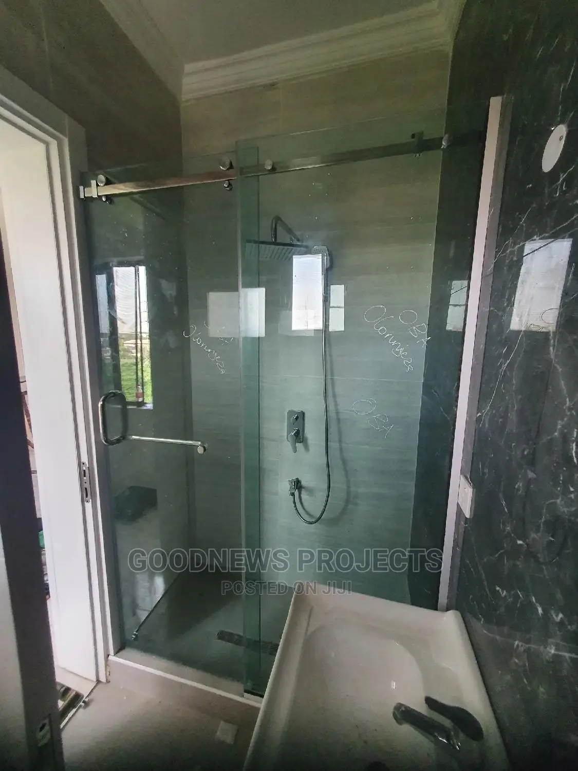 Frameless Toilet Shower Glass