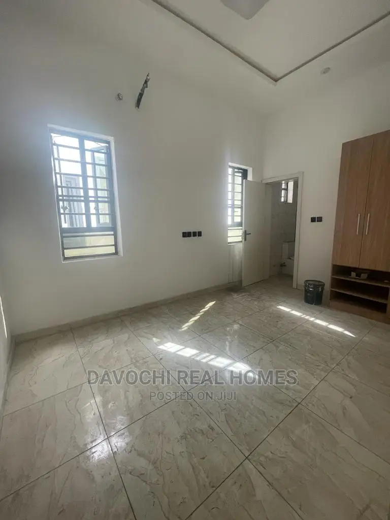 4bdrm Duplex in Osapa London Estate, Lekki for rent