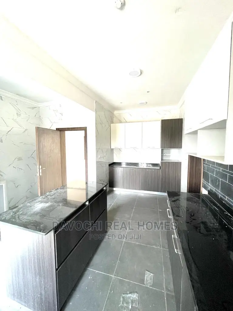 3bdrm Apartment in Victoria Island for rent