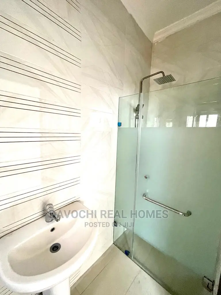 3bdrm Apartment in Victoria Island for rent