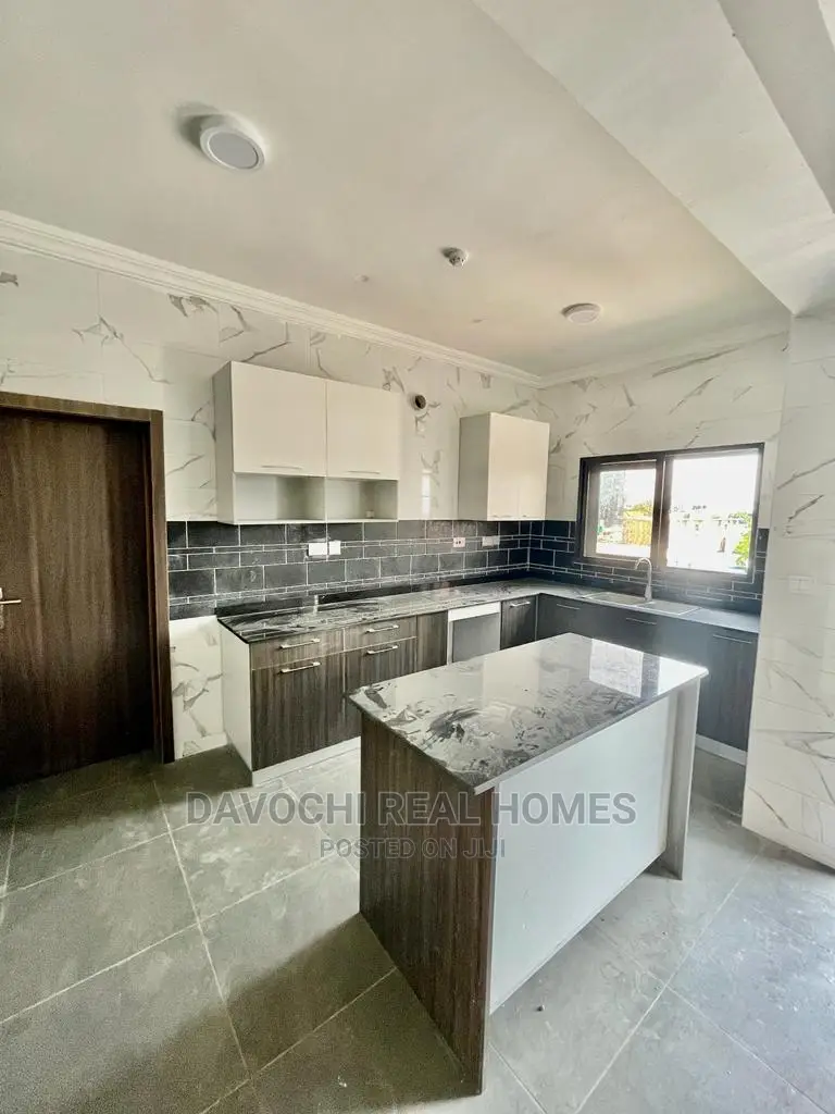 3bdrm Apartment in Victoria Island for rent