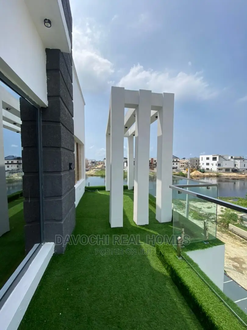 5bdrm Duplex in Lekky Country, Lekki for Sale