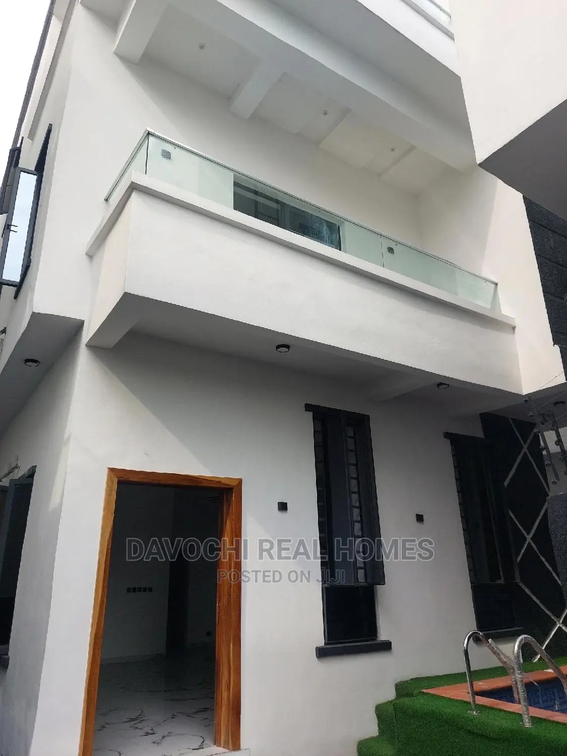5bdrm Duplex in Ikate-Lekki for Sale