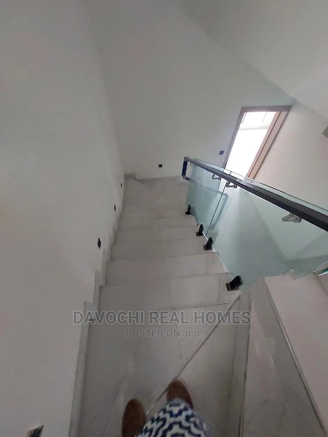 5bdrm Duplex in Ikate-Lekki for Sale
