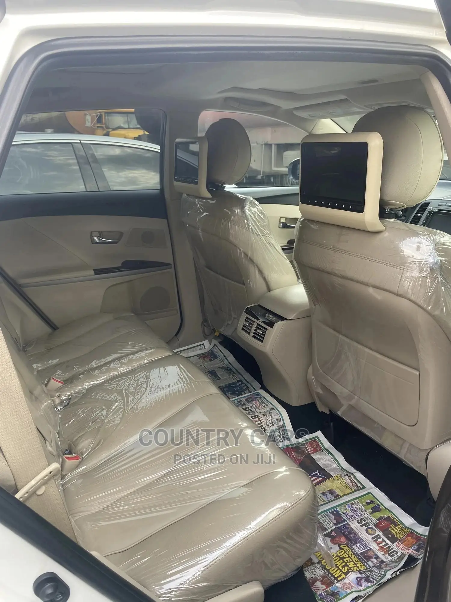 Toyota Venza V6 AWD 2011 White