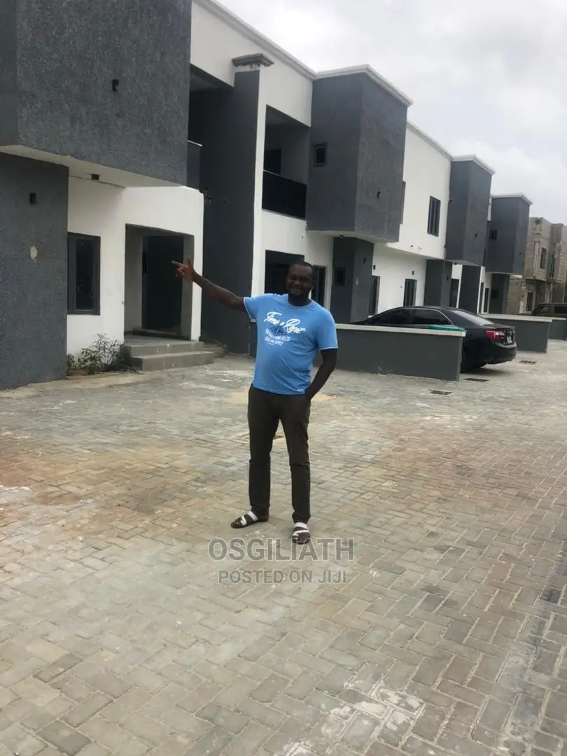 Building Construction Engineer