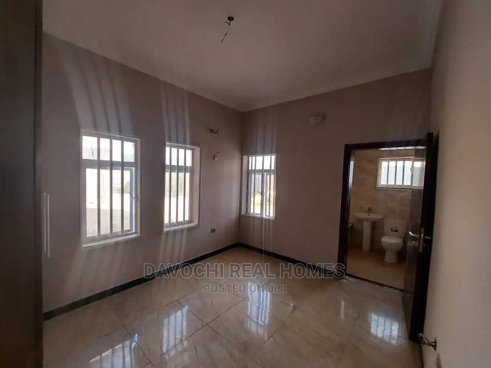3bdrm Apartment in Immediately After, Lekki for rent