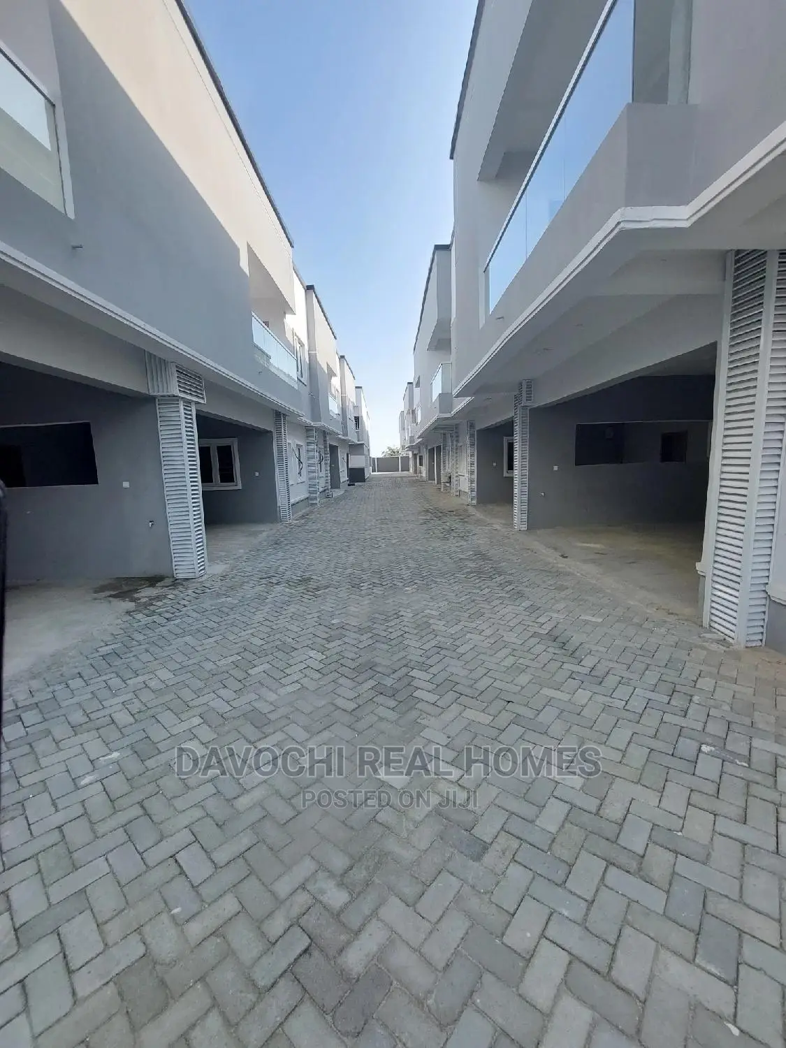 3bdrm Duplex in Immediately After, Lekki for rent