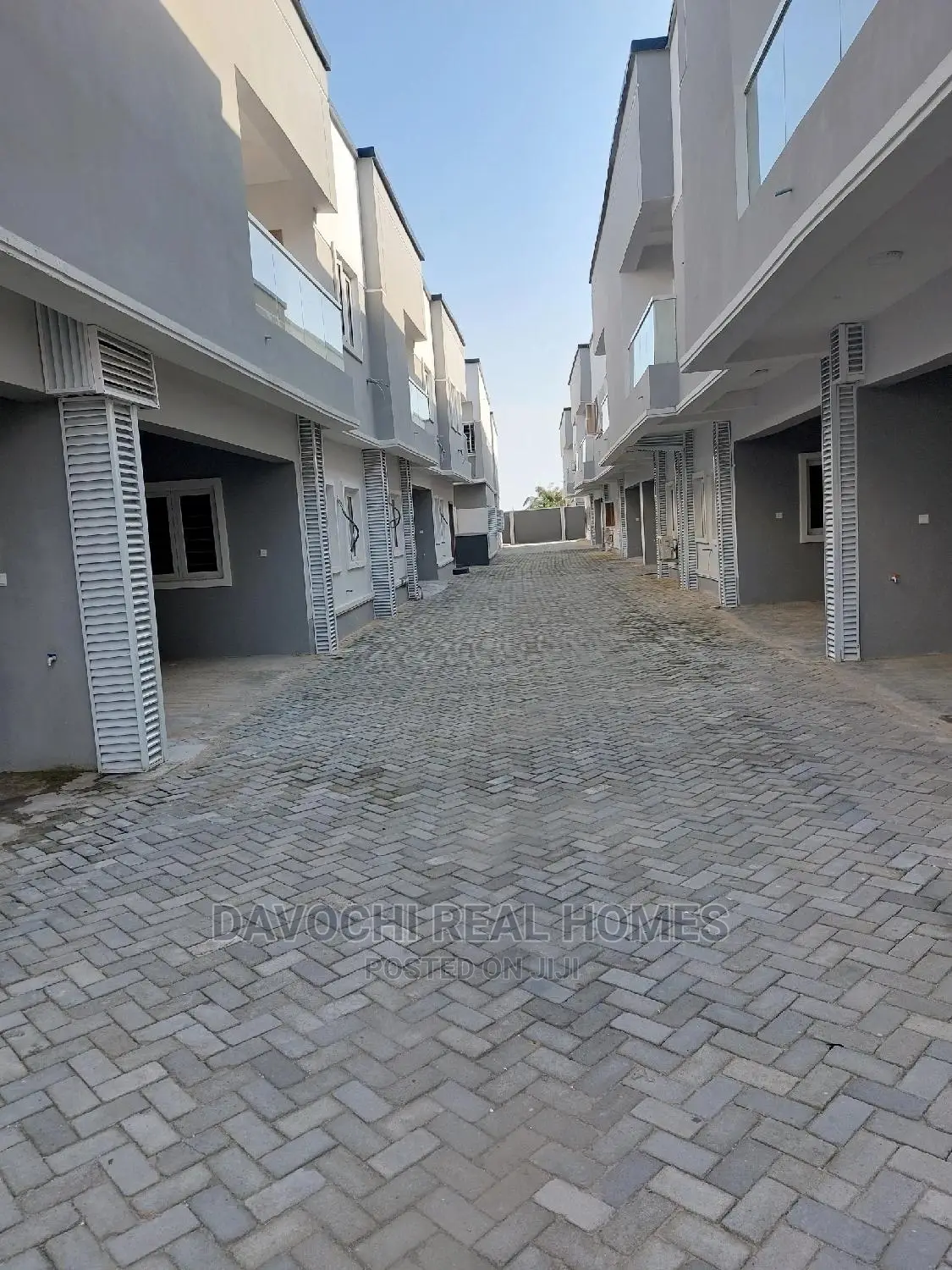 3bdrm Duplex in Immediately After, Lekki for rent