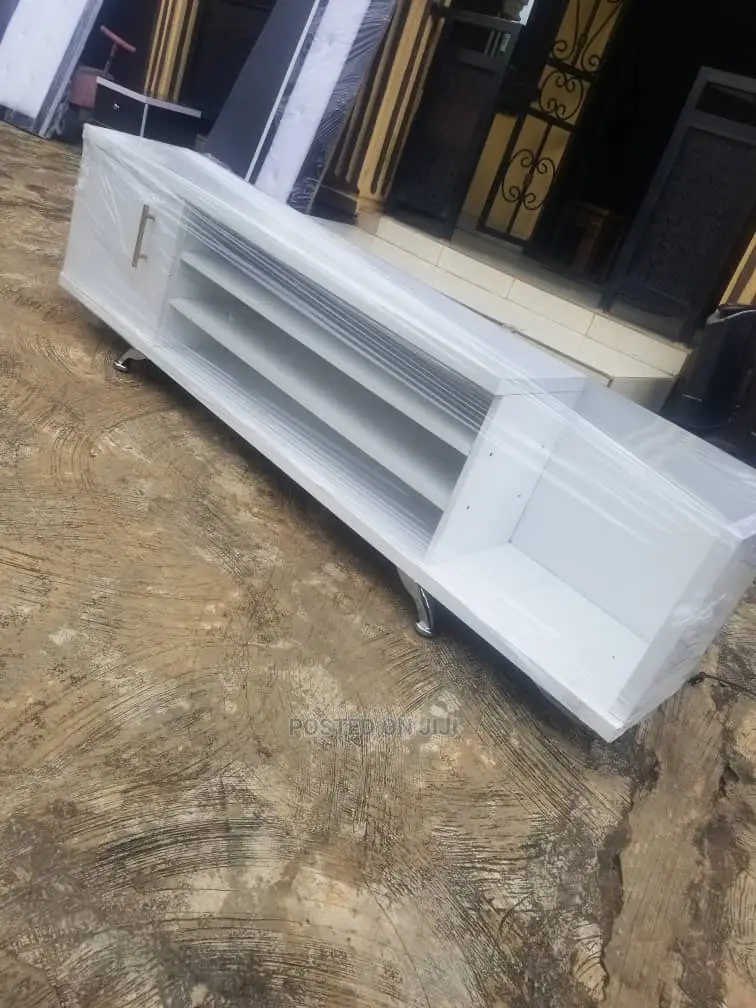 6 Ft Tv Stand
