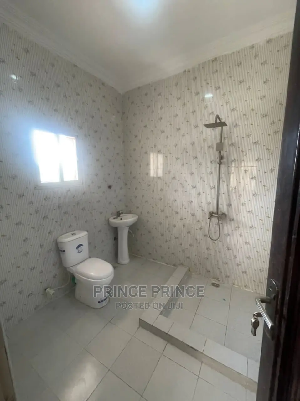 Furnished 3bdrm Block of Flats in Surulere for rent