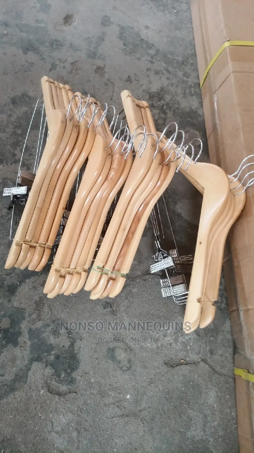 Wfmt Wooden Clip Imported Hangers