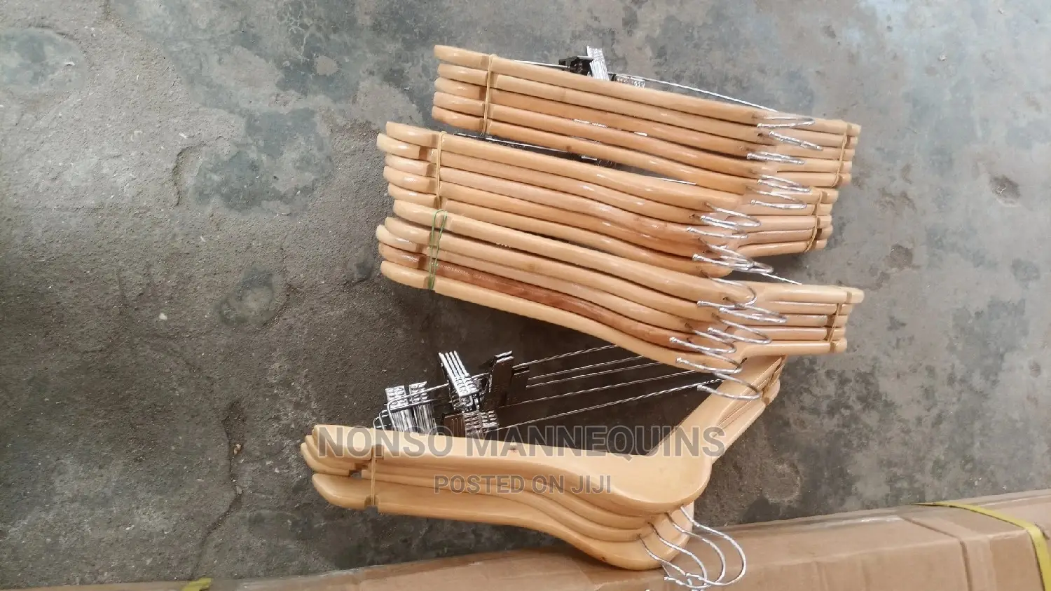 Wfmt Wooden Clip Imported Hangers