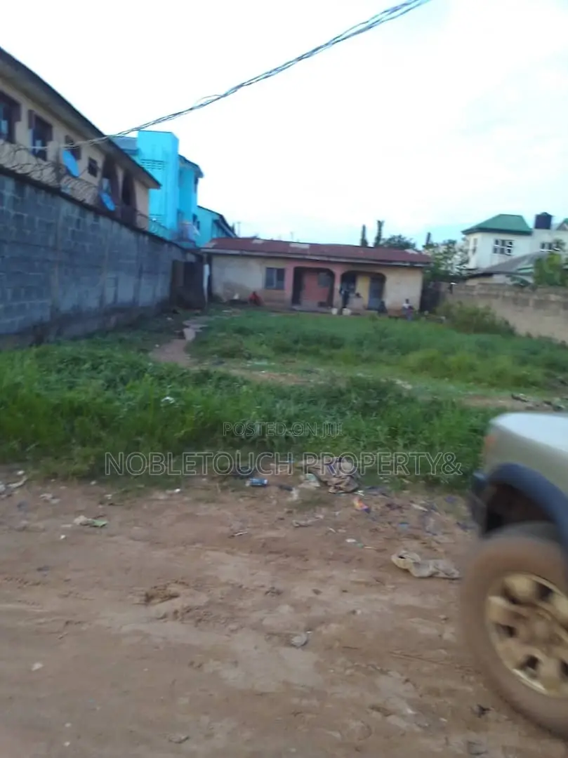 3bdrm Bungalow in Ikotun Igando Lagos for sale