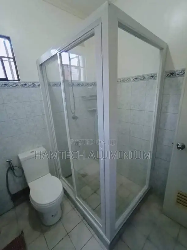 Aluminium Shower Bath With Tampered Glass