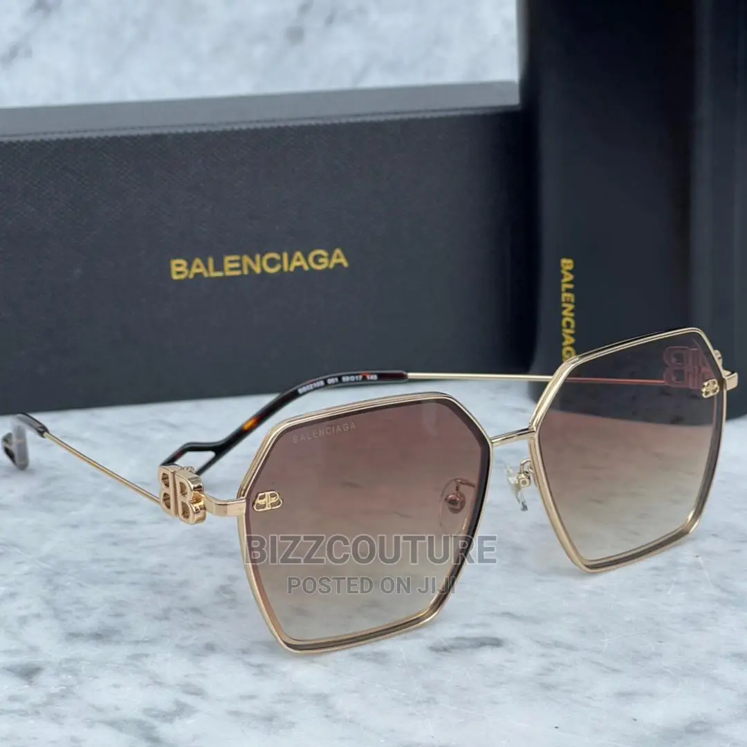 High Quality BALENCIAGA Sunglasses Available in Store
