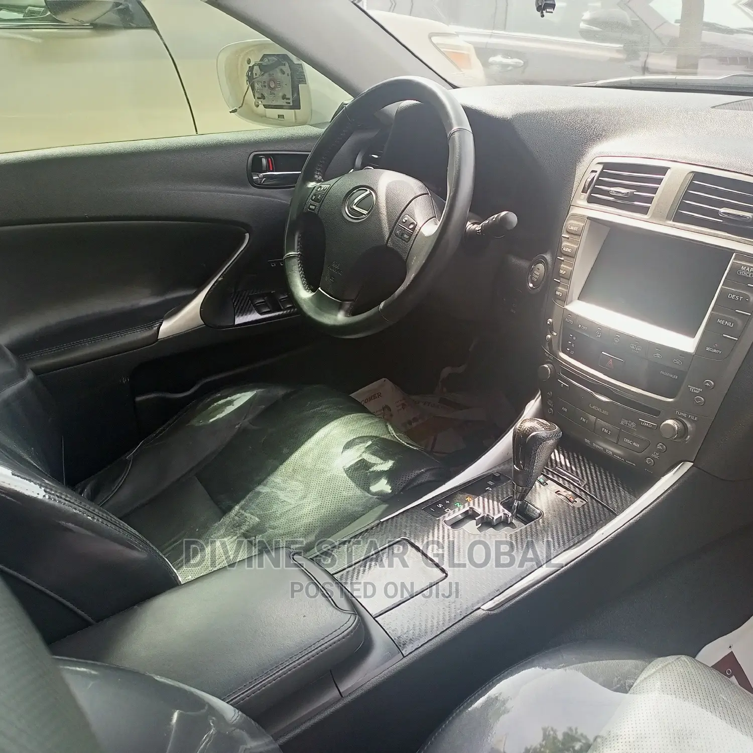 Lexus IS 250 Automatic 2010 White