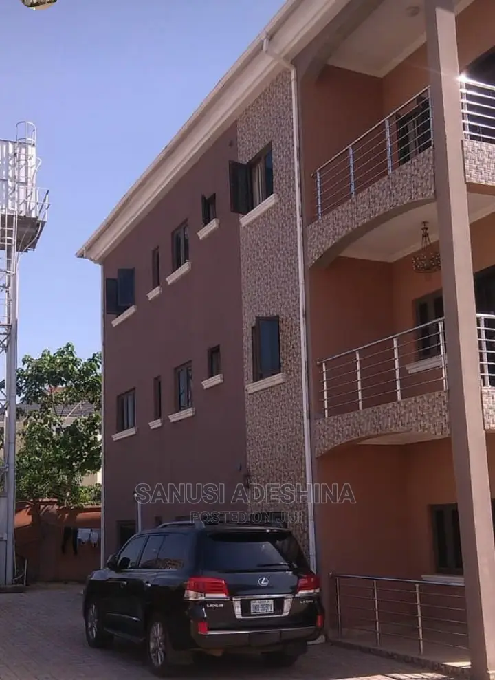 3bdrm Block of Flats in Guzape Close To Coza for rent