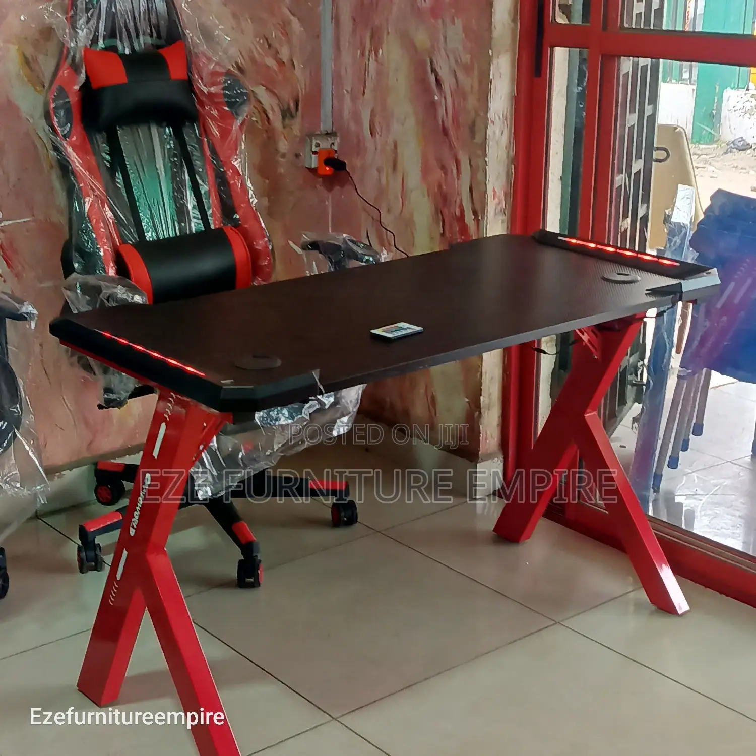 Game/Studio Table and Chair
